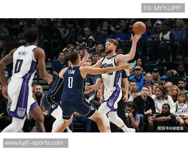 福克斯26分助球队逆转险胜强队间距拉开关键时刻到来